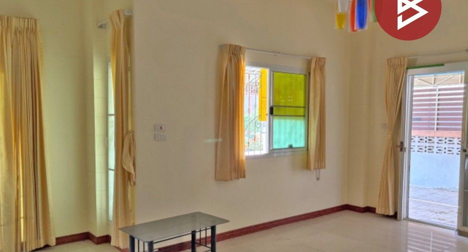 For sale 3 bedrooms house in Mueang Chai Nat, Chainat