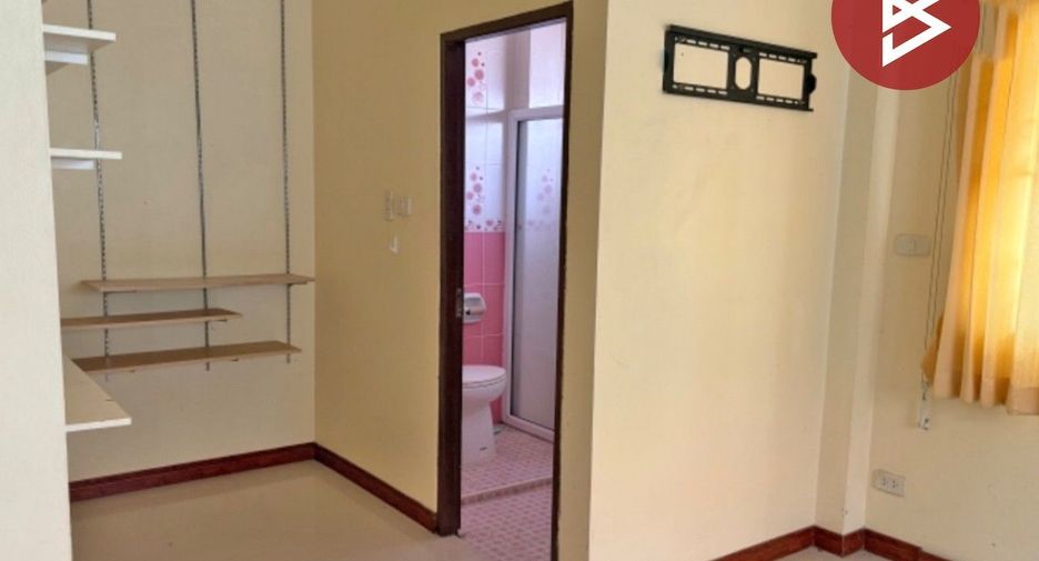 For sale 3 bedrooms house in Mueang Chai Nat, Chainat