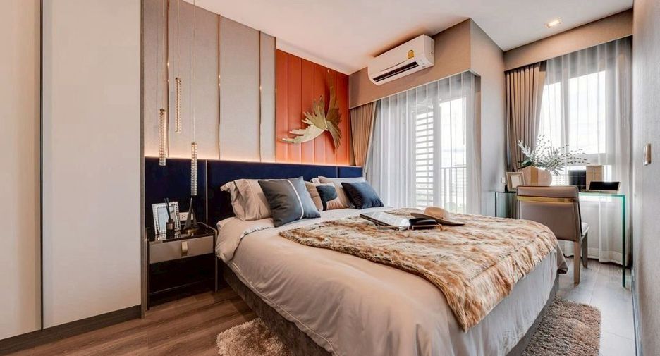 For sale 2 bedrooms condo in Huai Khwang, Bangkok