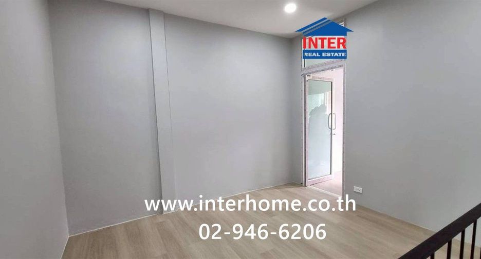 Reihenhaus zum Kauf mit 2 Zimmer in Din Daeng, Bangkok