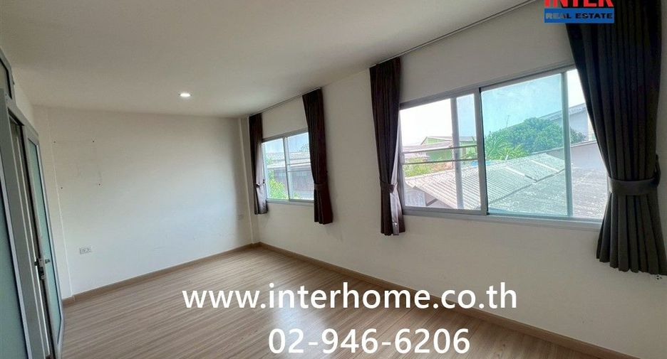 For sale 4 bedrooms townhouse in Bang Khun Thian, Bangkok