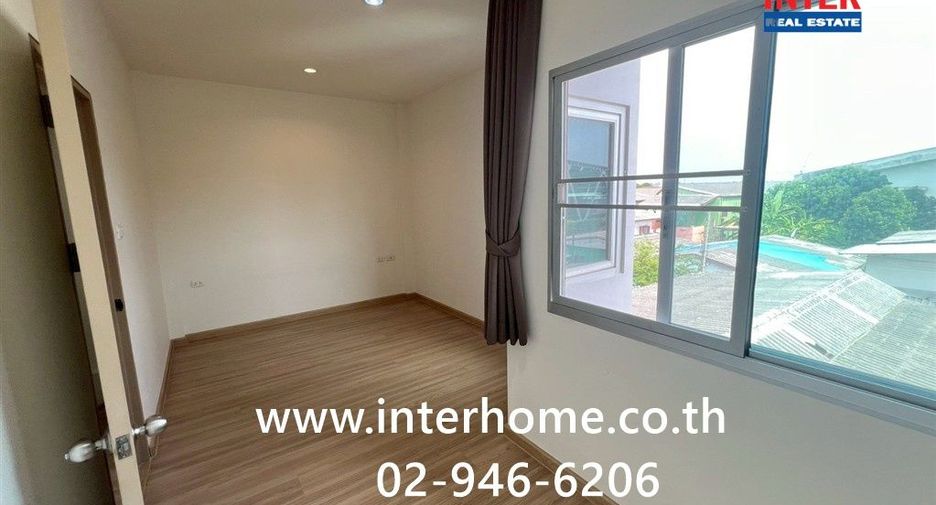 For sale 4 bedrooms townhouse in Bang Khun Thian, Bangkok