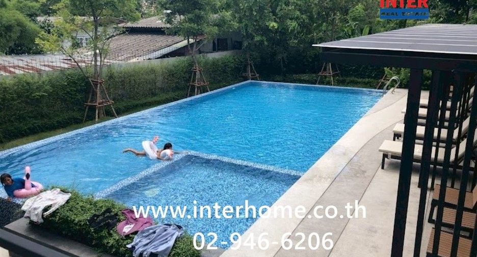 For sale 4 bedrooms townhouse in Bang Khun Thian, Bangkok