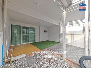 Reihenhaus zum Kauf mit 3 Zimmer in Phutthamonthon, Nakhon Pathom