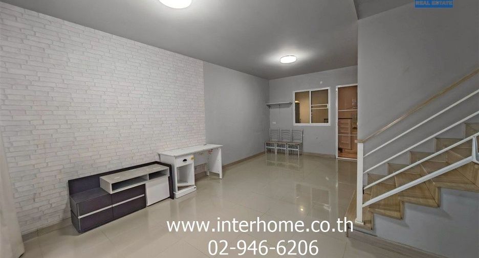 For sale 3 bedrooms townhouse in Phutthamonthon, Nakhon Pathom