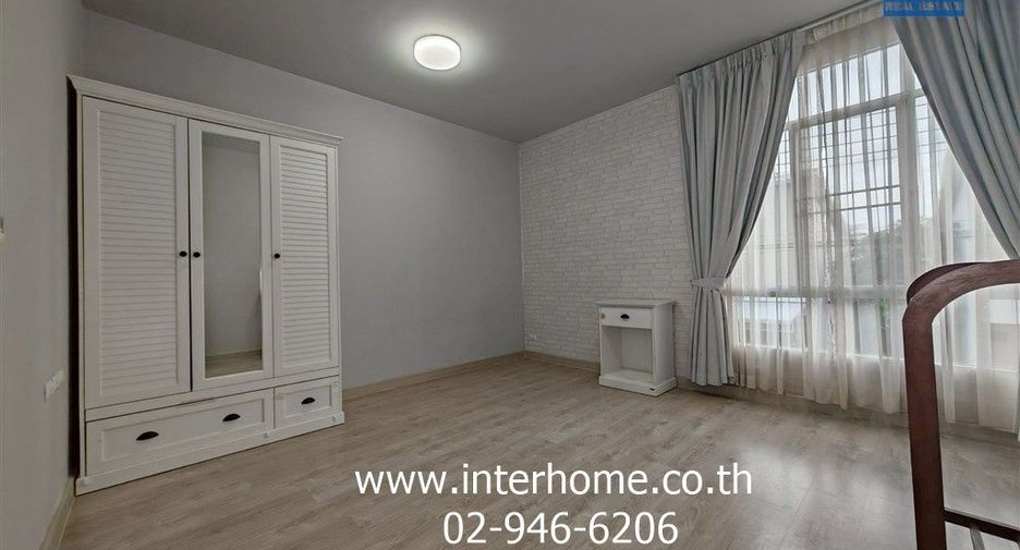 For sale 3 bedrooms townhouse in Phutthamonthon, Nakhon Pathom
