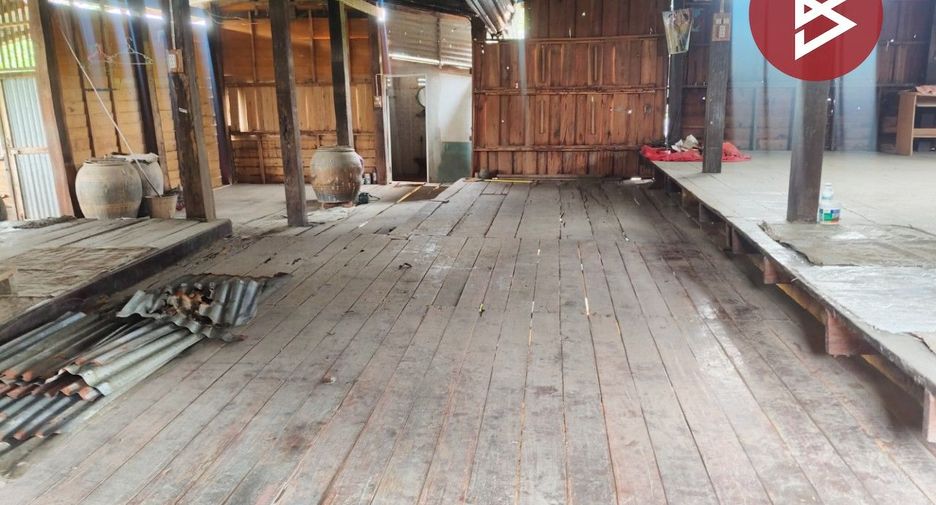 For sale 2 bedrooms house in Mueang Uttaradit, Uttaradit
