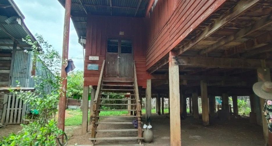 For sale 2 bedrooms house in Mueang Uttaradit, Uttaradit