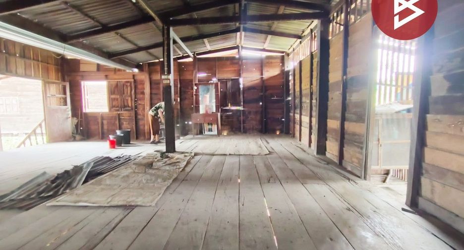 For sale 2 bedrooms house in Mueang Uttaradit, Uttaradit