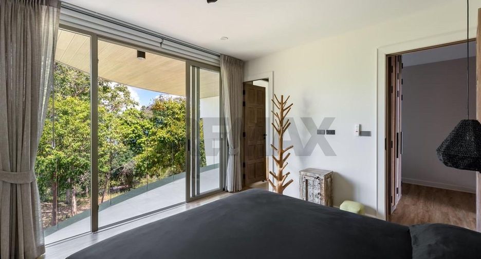 For sale 3 bedrooms villa in Ko Samui, Surat Thani