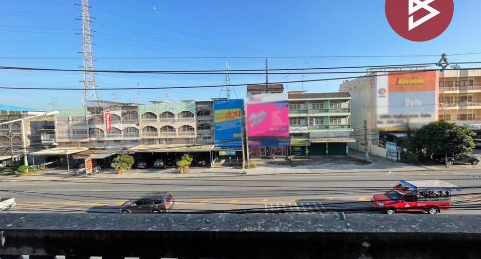 Local comercial en venta de 4 habitaciones en Mueang Chon Buri, Chonburi