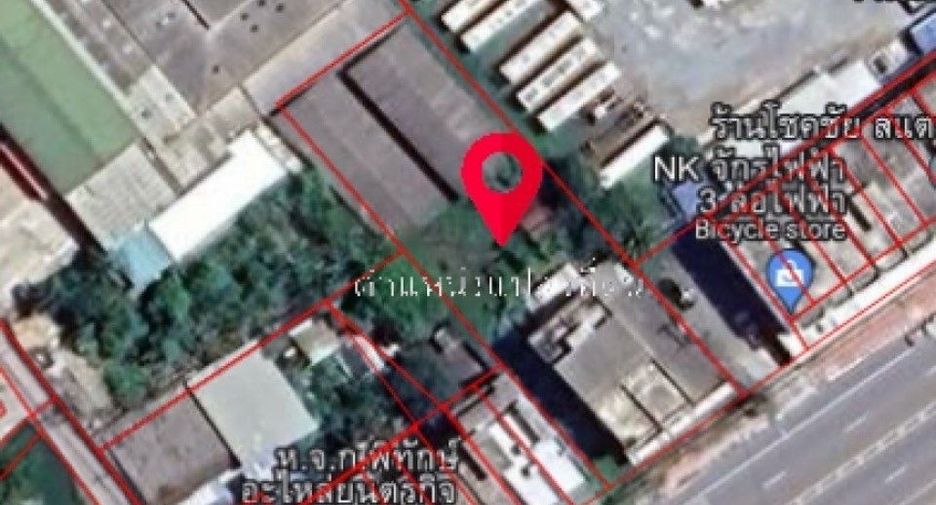 Local comercial en venta de 4 habitaciones en Mueang Chon Buri, Chonburi