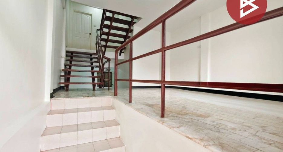 For sale 3 bedrooms townhouse in Ban Pong, Ratchaburi