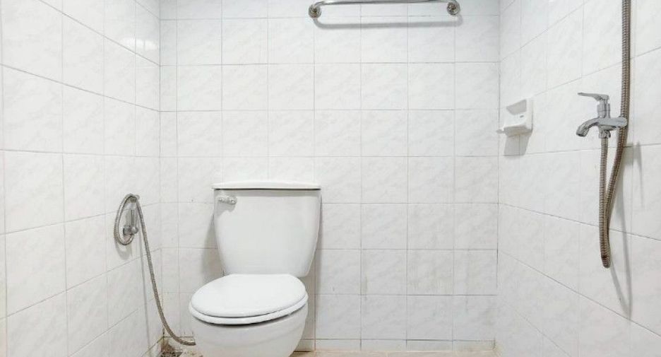 For sale 3 bedrooms townhouse in Ban Pong, Ratchaburi