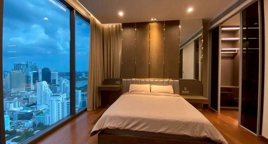 À louer et à vendre 3 chambres condo à Khlong Toei, Bangkok
