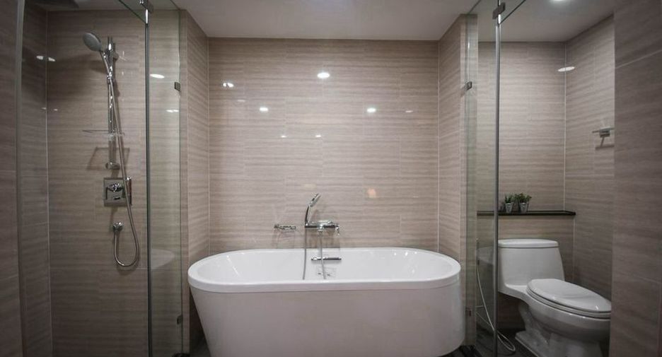 Wohnung zur Miete mit 1 Zimmer in Pathum Wan, Bangkok