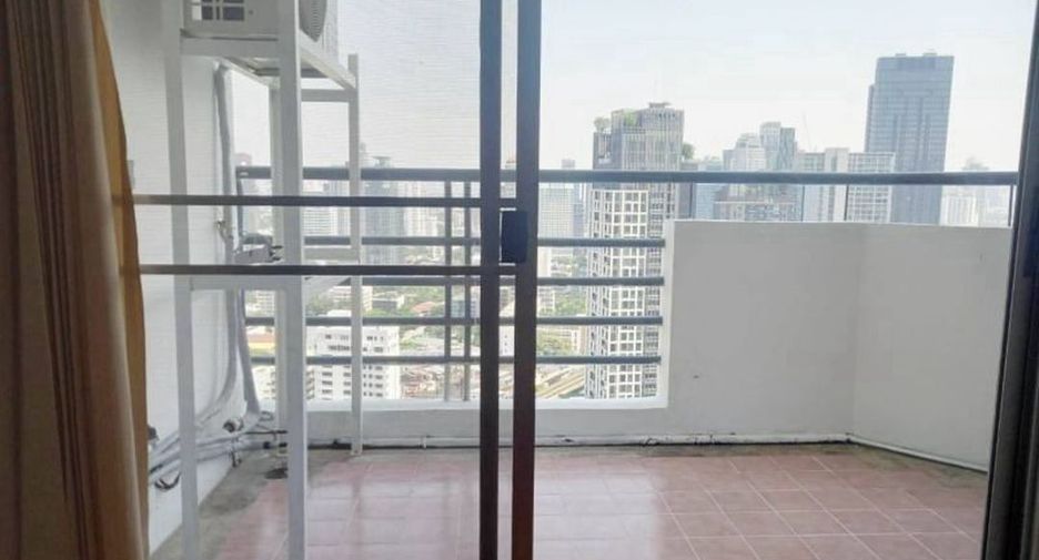 À louer 2 chambres condo à Khlong Toei, Bangkok