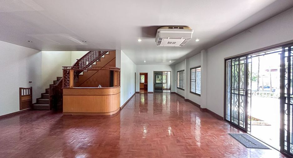 Haus zum Kauf mit 5 Zimmer in Hang Dong, Chiang Mai