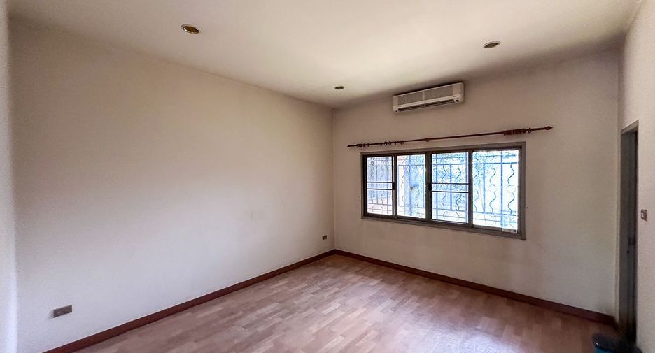 Haus zum Kauf mit 5 Zimmer in Hang Dong, Chiang Mai