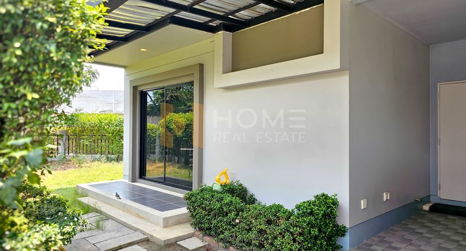 For sale 4 bedrooms house in Bang Khen, Bangkok
