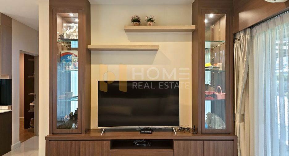For sale 4 bedrooms house in Bang Khen, Bangkok