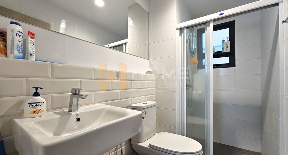 For sale 4 bedrooms house in Bang Khen, Bangkok
