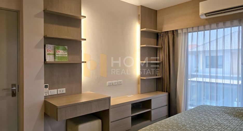 For sale 4 bedrooms house in Bang Khen, Bangkok