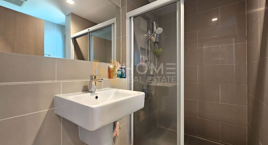 For sale 4 bedrooms house in Bang Khen, Bangkok
