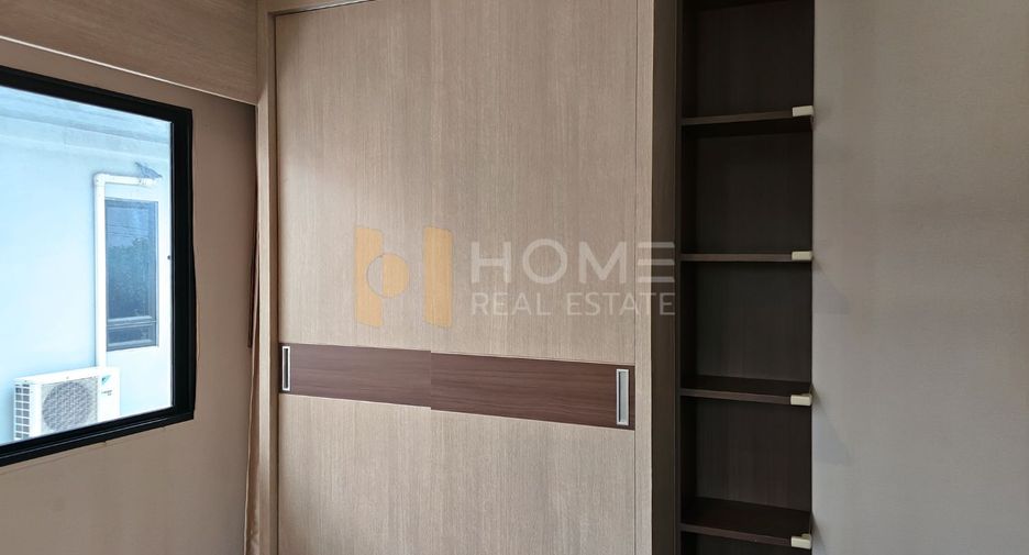 For sale 4 bedrooms house in Bang Khen, Bangkok