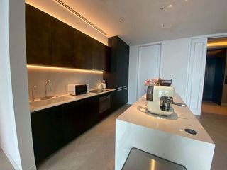 Condo en alquiler de 2 habitaciones en Sathon, Bangkok