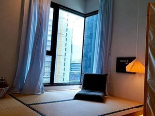 For sale 2 bedrooms condo in Huai Khwang, Bangkok