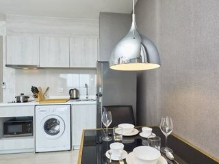 Condo en alquiler de 2 habitaciones en Khlong Toei, Bangkok