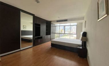 Condo en alquiler de 2 habitaciones en Khlong Toei, Bangkok