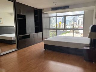À louer 2 chambres condo à Khlong Toei, Bangkok