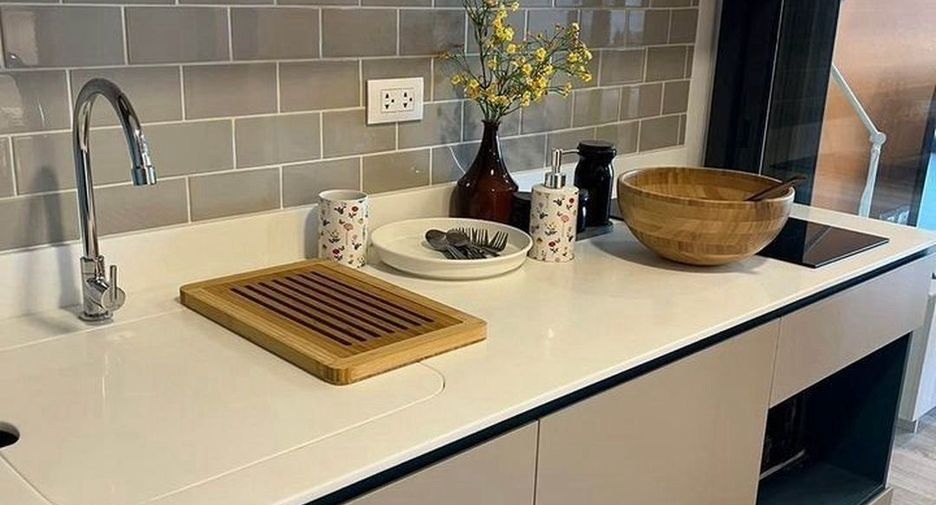 For rent 1 bed condo in Ratchathewi, Bangkok
