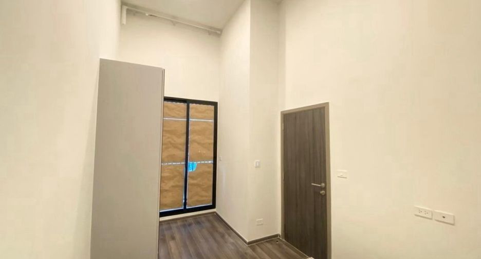 For sale 2 bedrooms condo in Ratchathewi, Bangkok