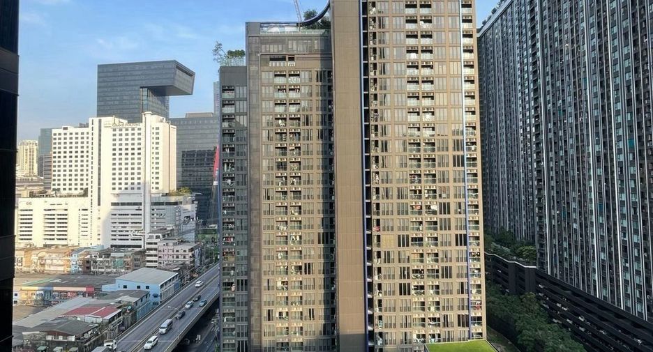 For sale 1 bed condo in Ratchathewi, Bangkok