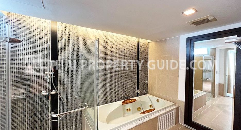Apartment zur Miete mit 3 Zimmer in Watthana, Bangkok