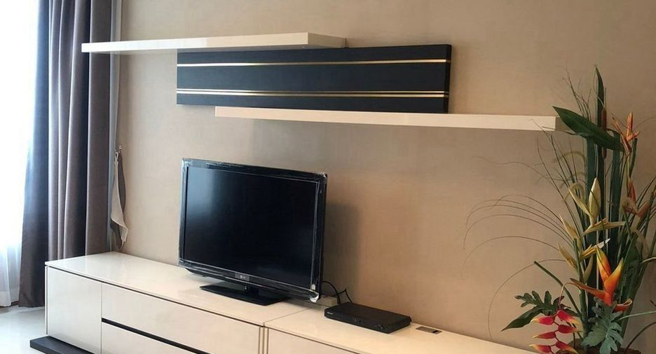 For rent and for sale 1 bed condo in Khlong Toei, Bangkok