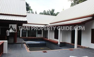 For rent 4 bedrooms house in Pak Kret, Nonthaburi