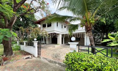 Casa en alquiler de 4 habitaciones en Pak Kret, Nonthaburi