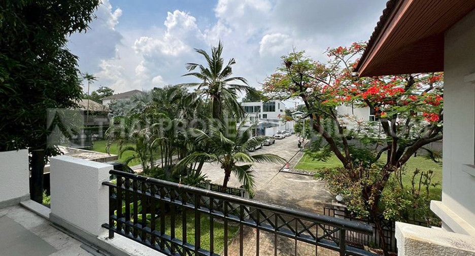 For rent 4 bedrooms house in Pak Kret, Nonthaburi