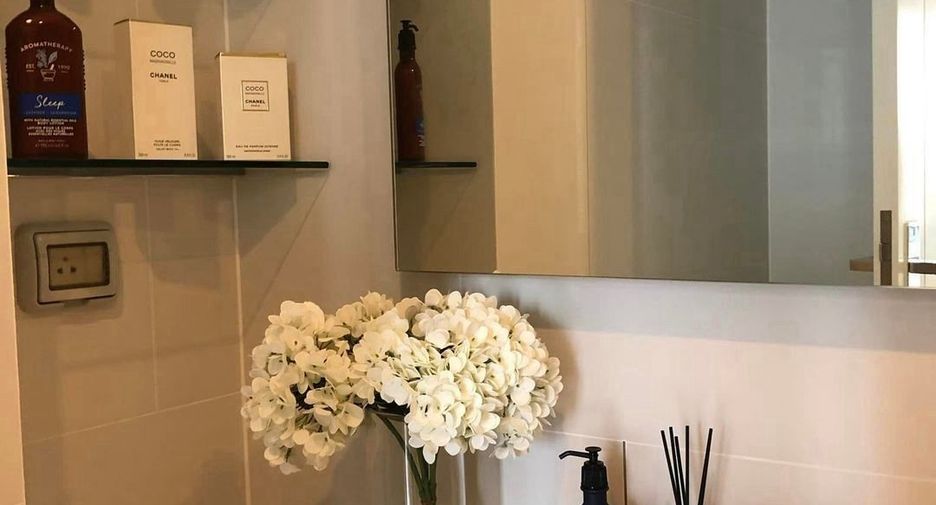 For rent 1 bed condo in Sathon, Bangkok