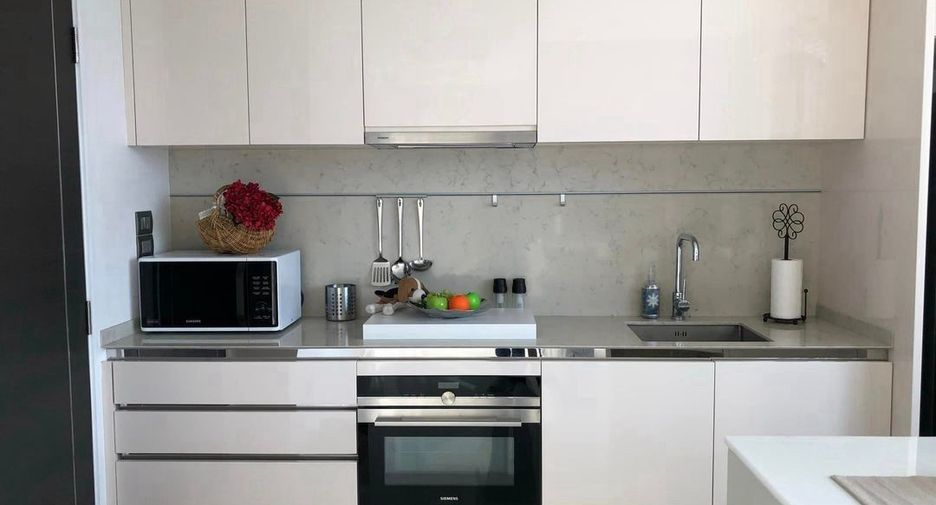 For rent 1 bed condo in Sathon, Bangkok