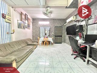For sale 2 bedrooms townhouse in Mueang Samut Prakan, Samut Prakan