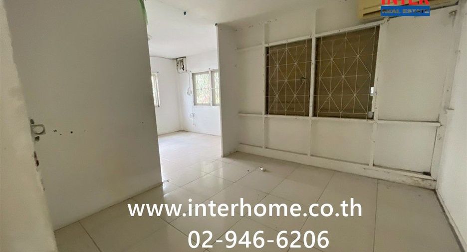 À vendre 3 chambres maison à Khan Na Yao, Bangkok
