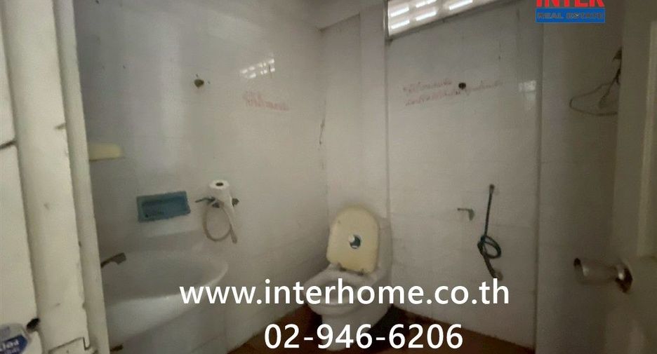 À vendre 3 chambres maison à Khan Na Yao, Bangkok