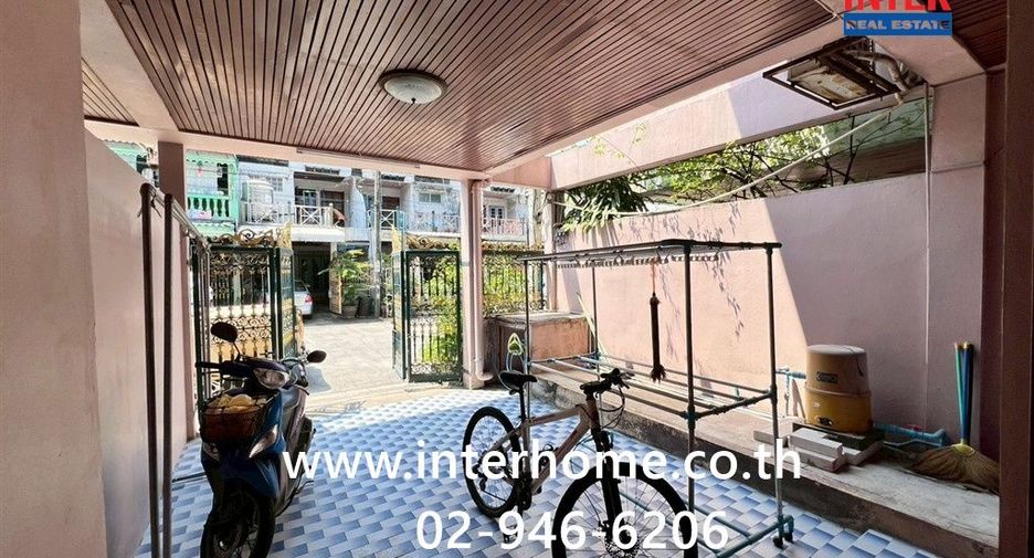 For sale 4 bedrooms townhouse in Bang Bon, Bangkok