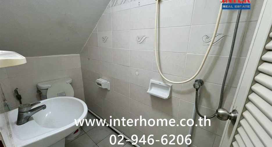 For sale 4 bedrooms townhouse in Bang Bon, Bangkok