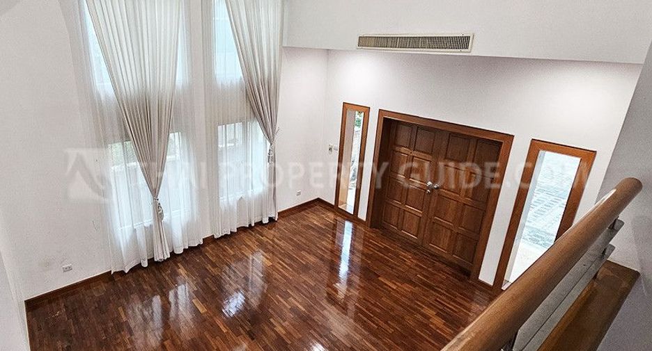 For rent 5 bedrooms house in Pak Kret, Nonthaburi